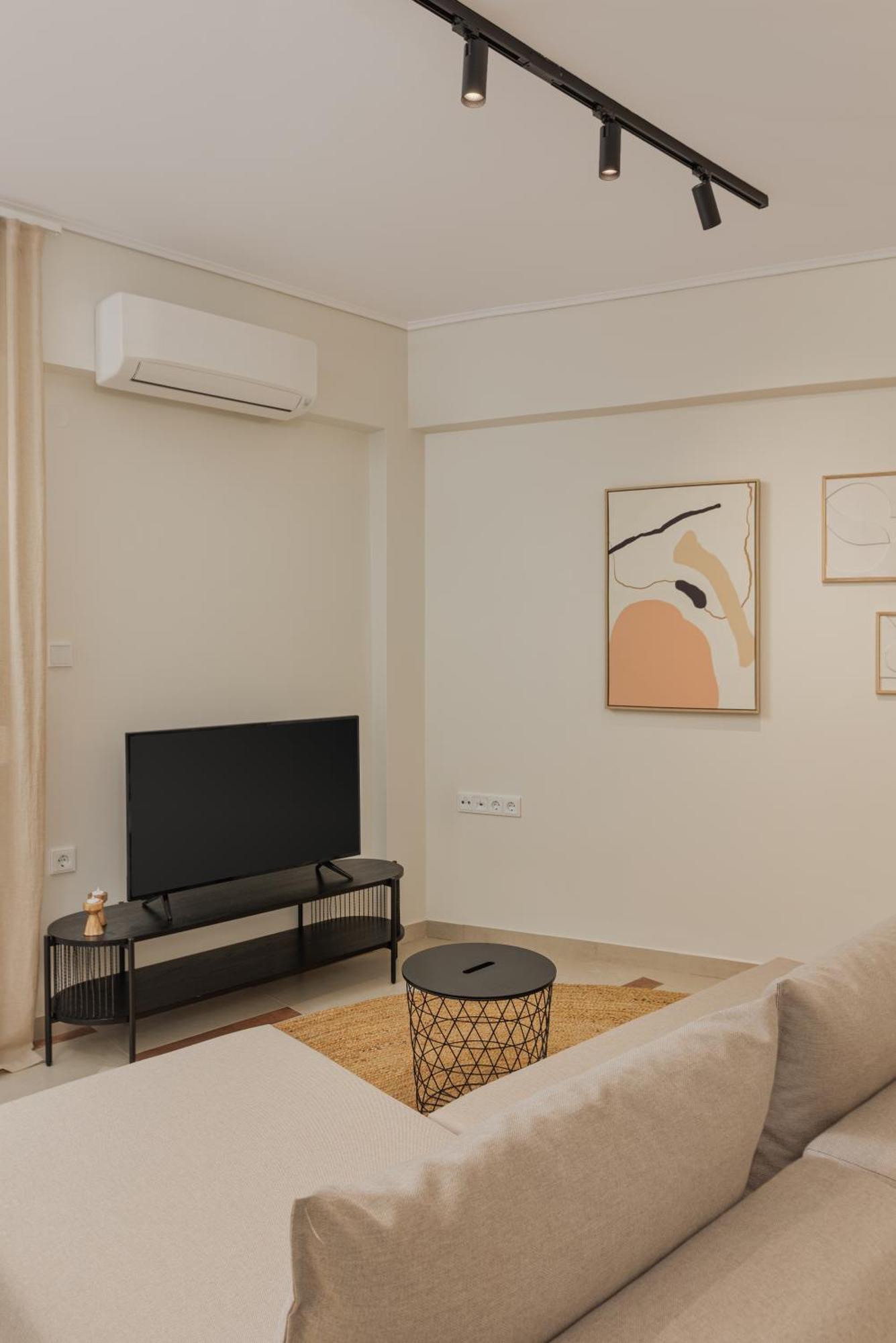 Cozy Central Flat In Ioannina Apartment Exterior photo